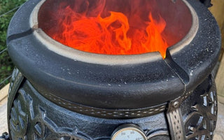 Outdoor tandoor oven with a temperature gauge